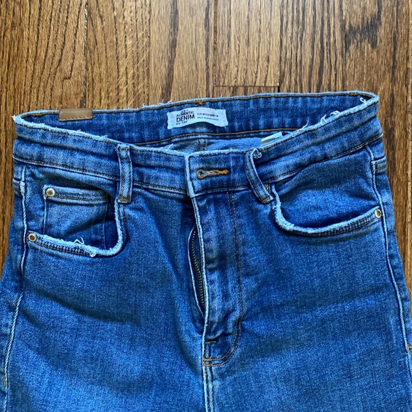 Zara jeans - Picture 2 of 4